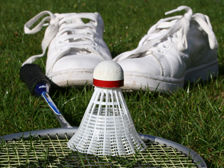 バドミントン,竹馬,縄跳び